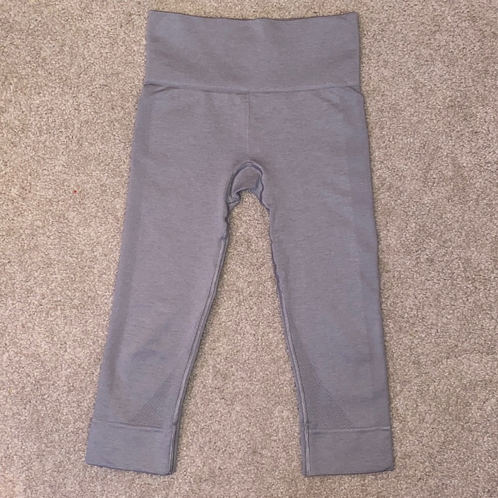 Lululemon High-Rise Crop Leggings